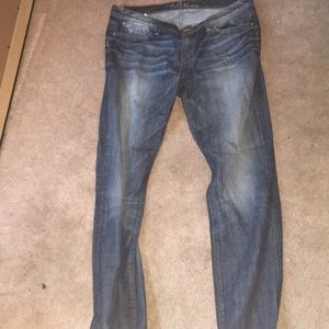 32 waist Joes Jeans